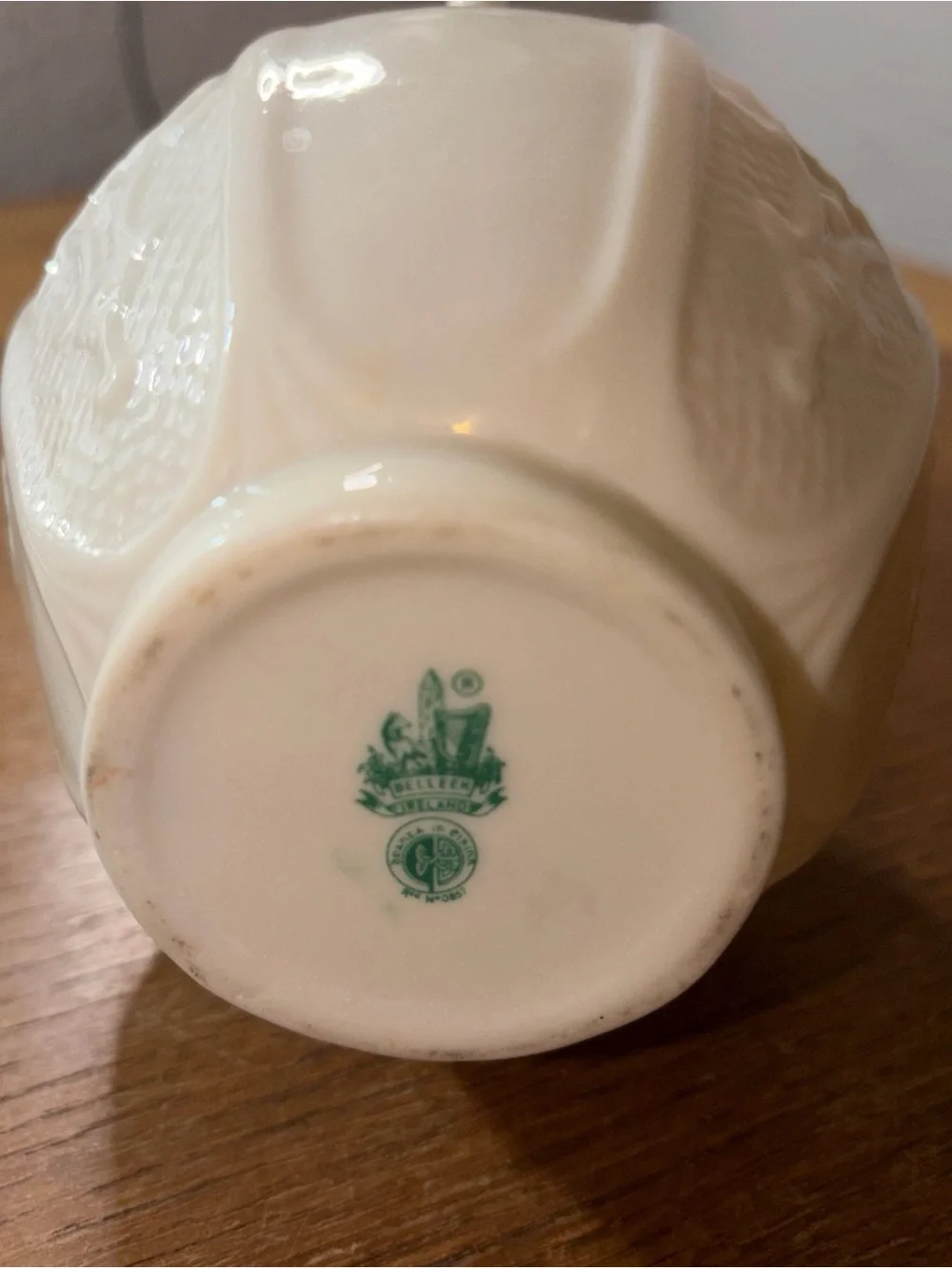Vintage BELLEEK Shamrock Clover Scalloped Edge 2 Handles Vase 8”